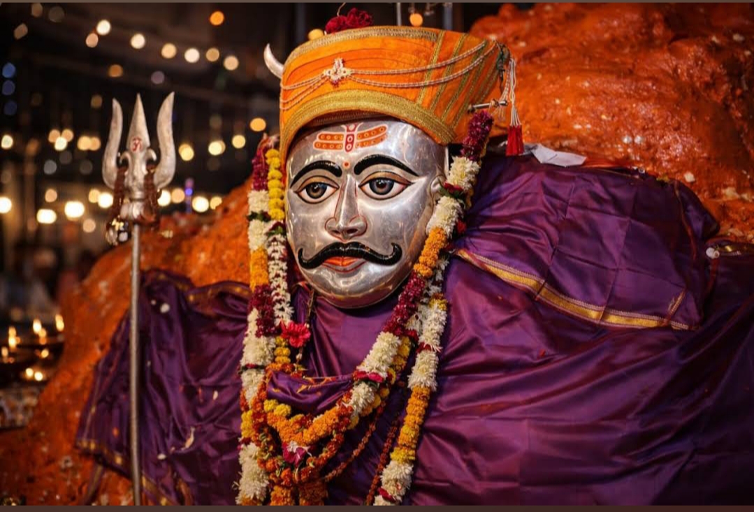 उत्सव मूर्ती